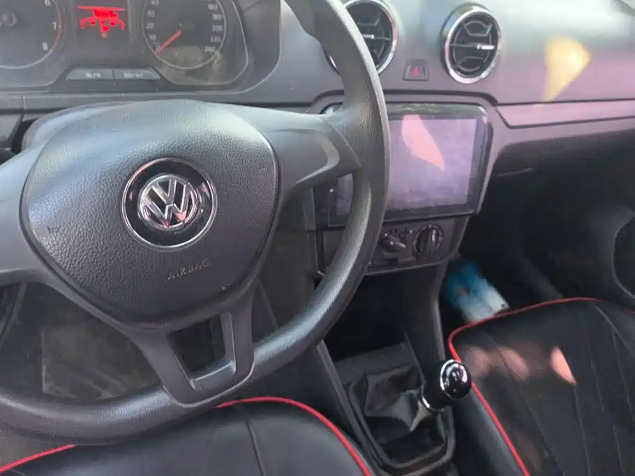 Volkswagen Jetta — миниатюра 12