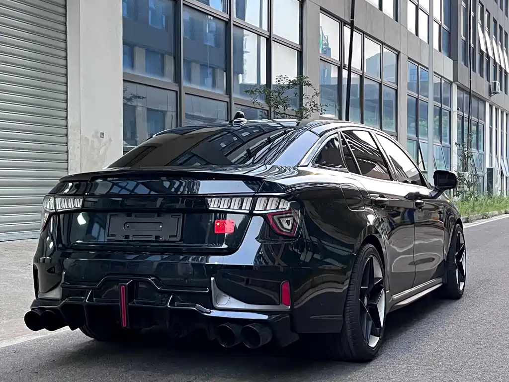 Lynk & Co 03 — миниатюра 6