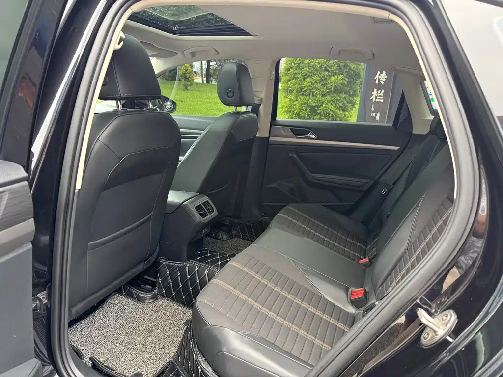Volkswagen Lavida — миниатюра 9