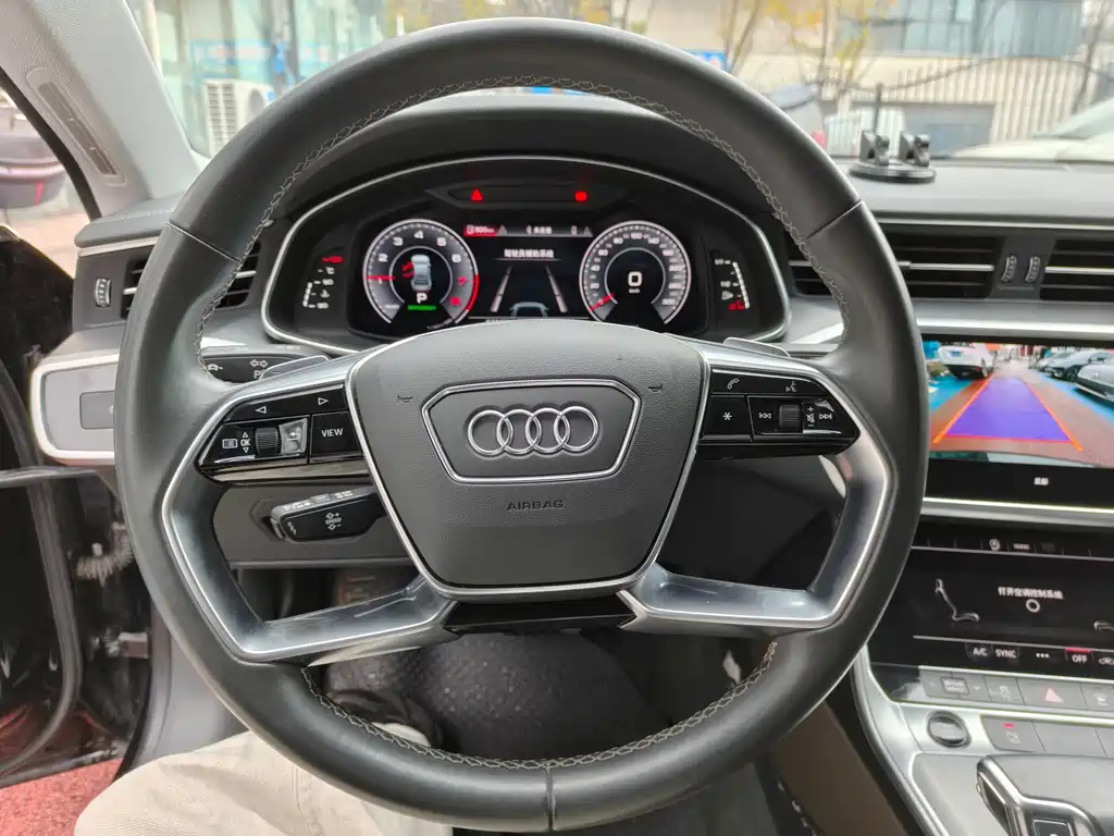 AUDI A7L