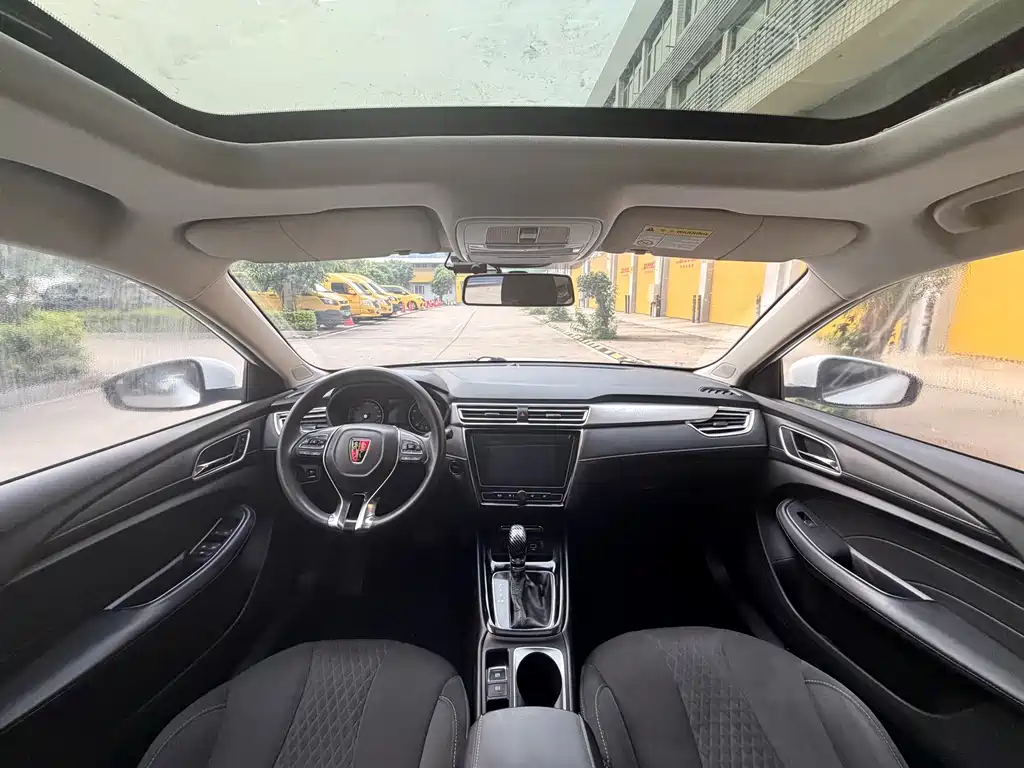 Roewe i5 2020 1.5L AT 4G