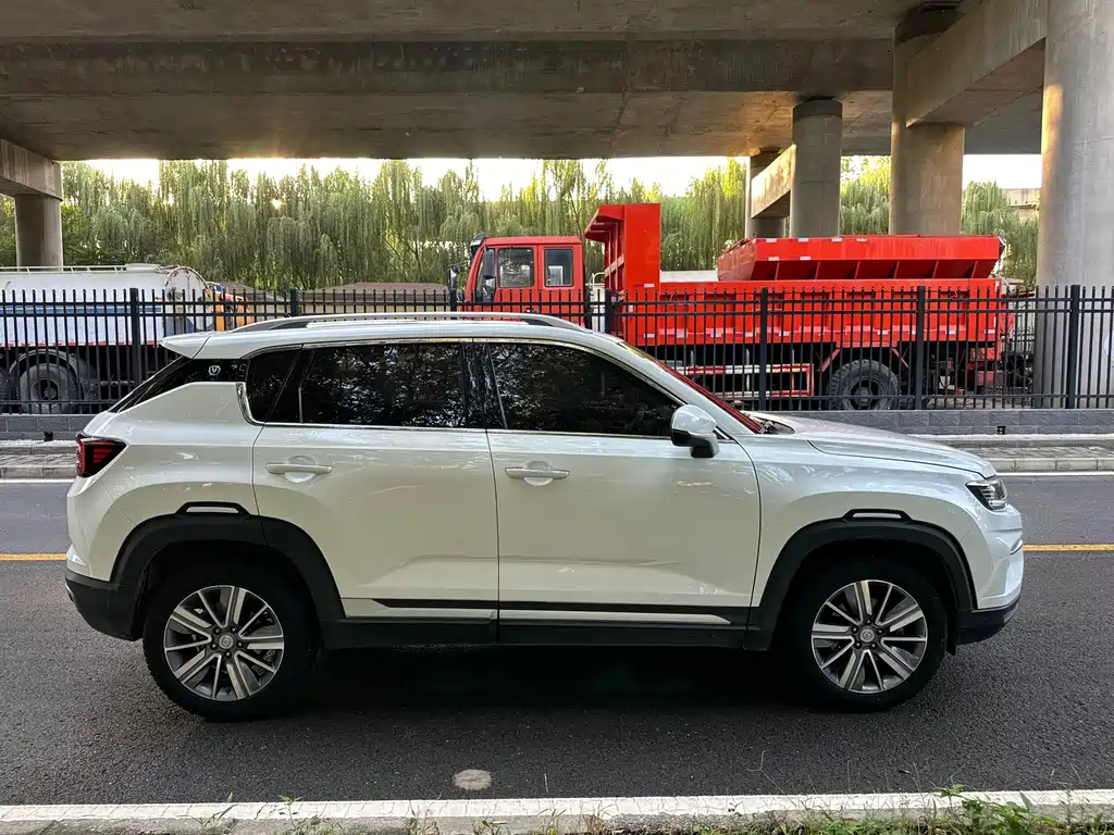 Changan CS35PLUS — миниатюра 4