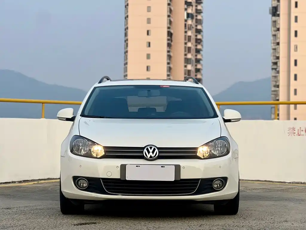 Volkswagen Golf (Import) — миниатюра 2