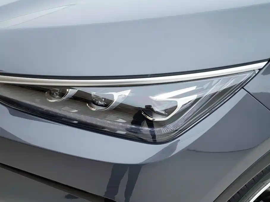 BYD Tang New Energy — миниатюра 16
