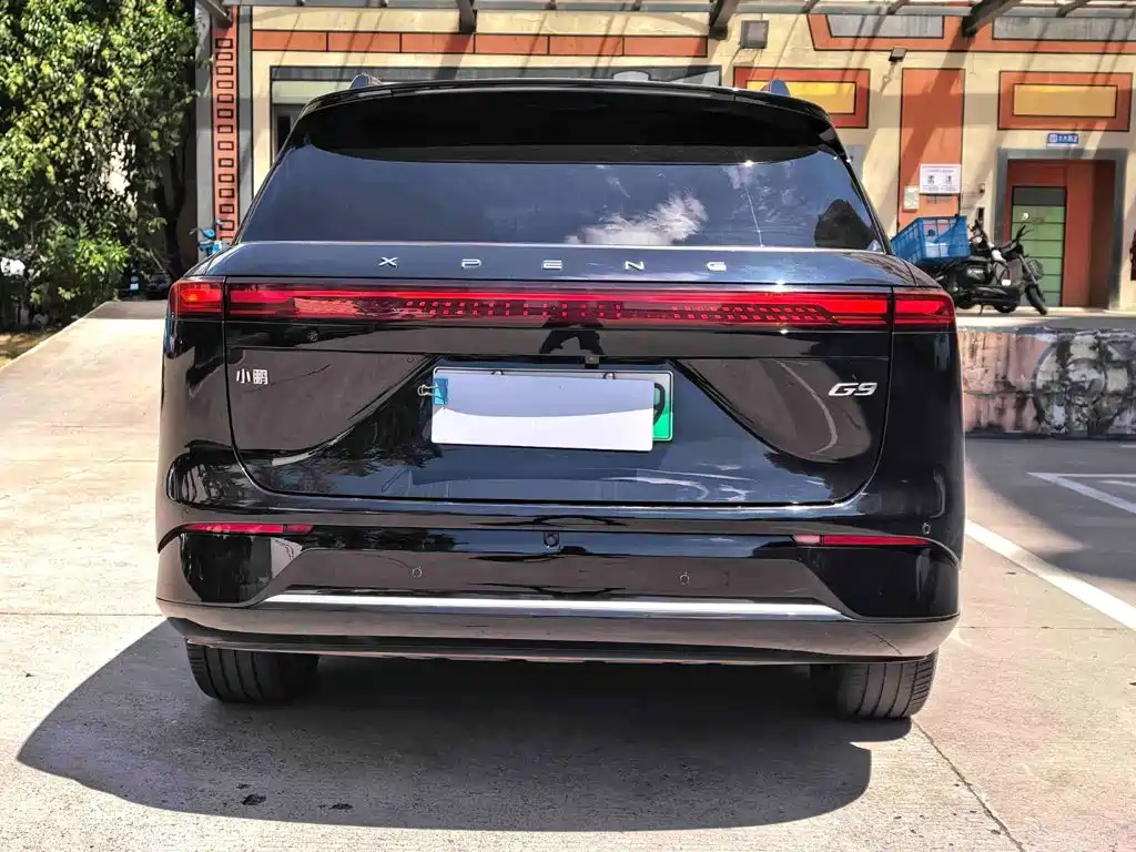 XPeng G9 — миниатюра 8
