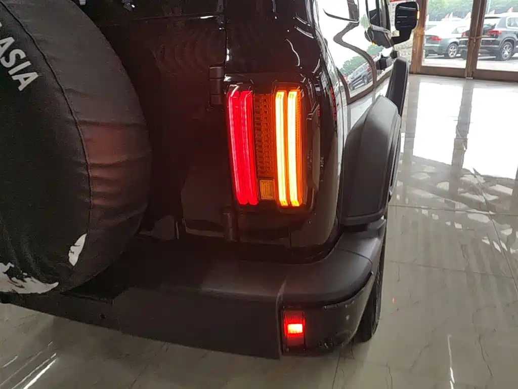 Tank 300 2025 2.0T