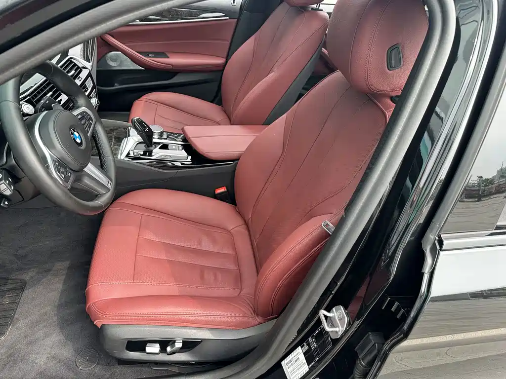 BMW 5 Series — миниатюра 17