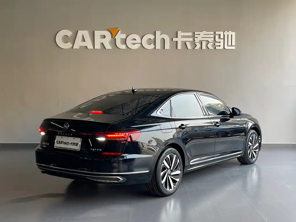 Volkswagen Passat — миниатюра 4