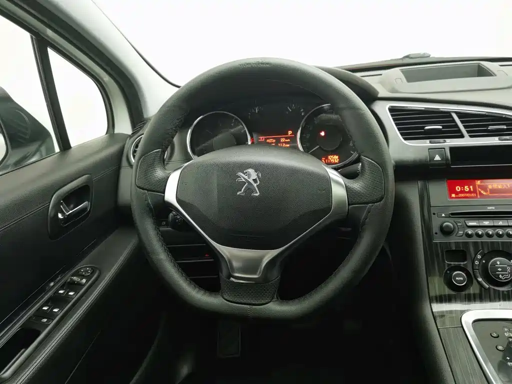 Peugeot 3008 — миниатюра 11