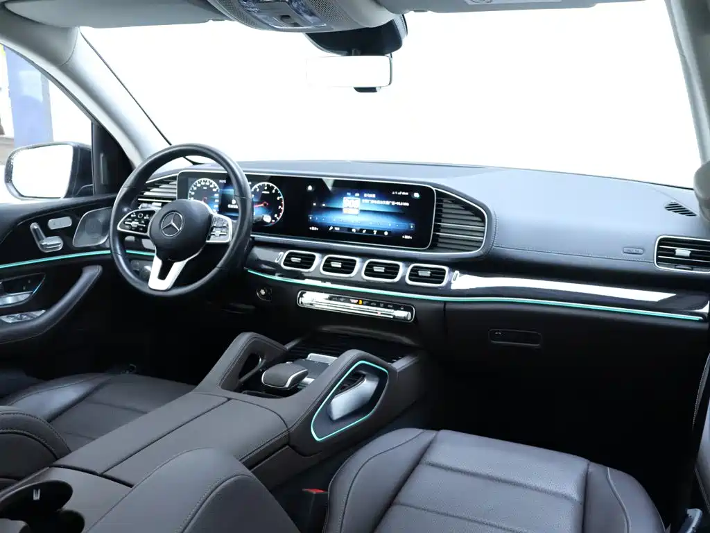 Mercedes-Benz GLE (Import) — миниатюра 20