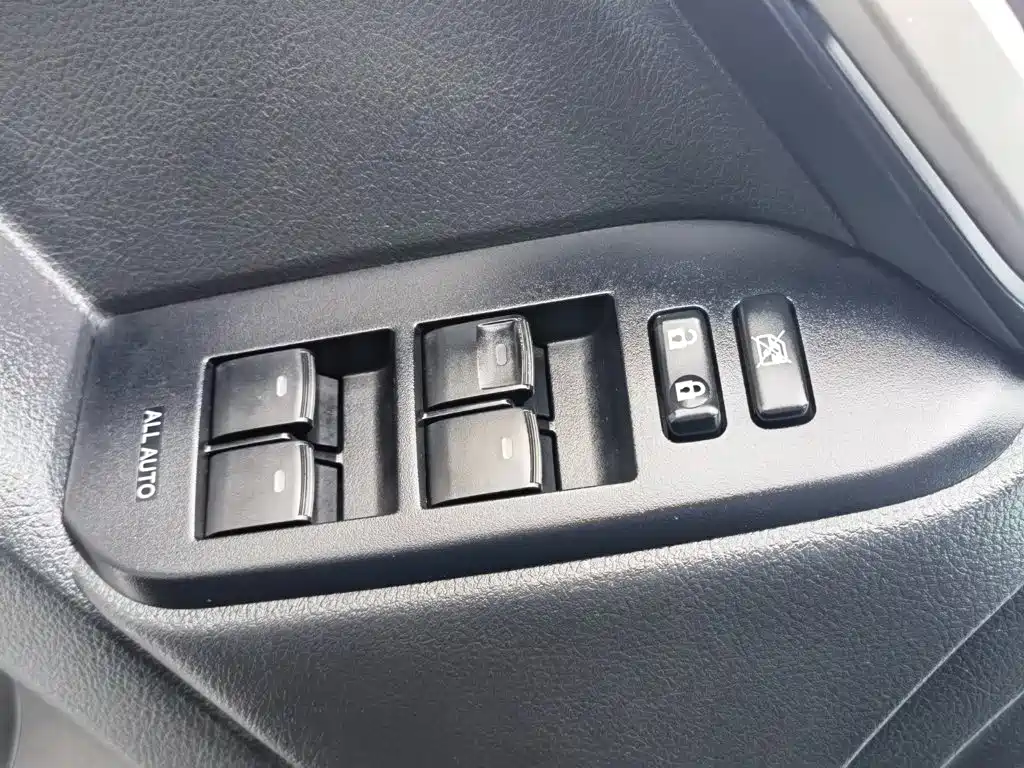 Toyota Prado — миниатюра 29