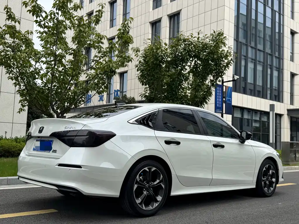 Honda Civic — миниатюра 3
