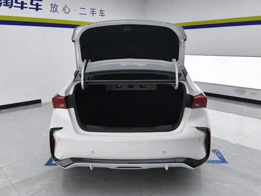 Buick Verano — миниатюра 4