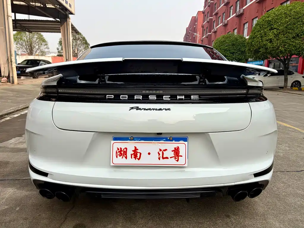 Porsche Panamera — миниатюра 18