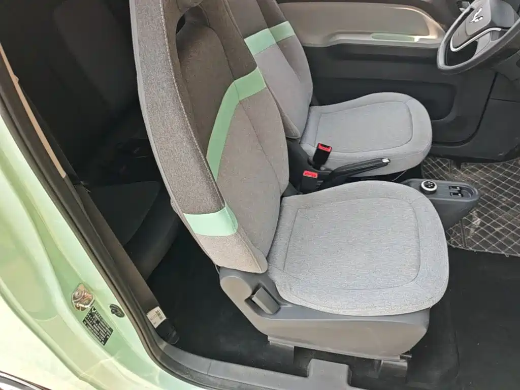 Wuling MINIEV — миниатюра 25