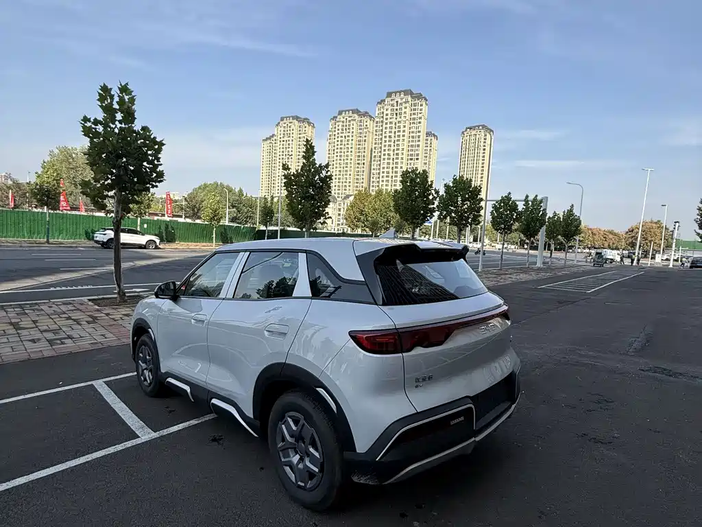 BYD Yuan UP — миниатюра 5