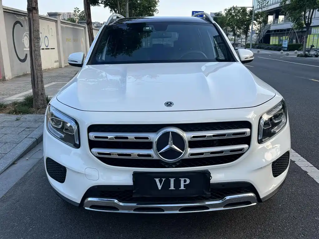 Mercedes-Benz GLB — миниатюра 2