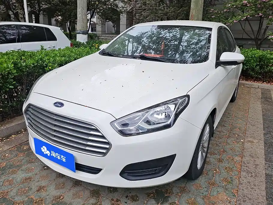 Ford Escort 2017