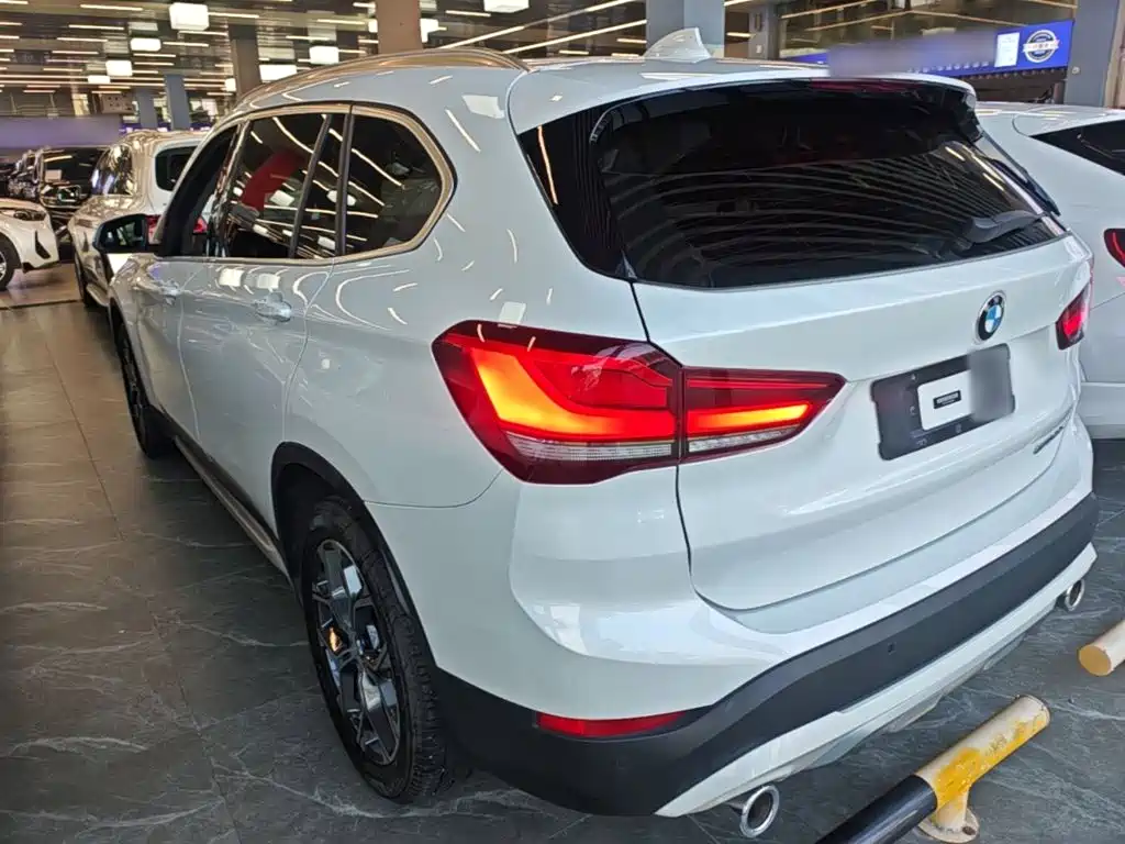 BMW X1 — миниатюра 5