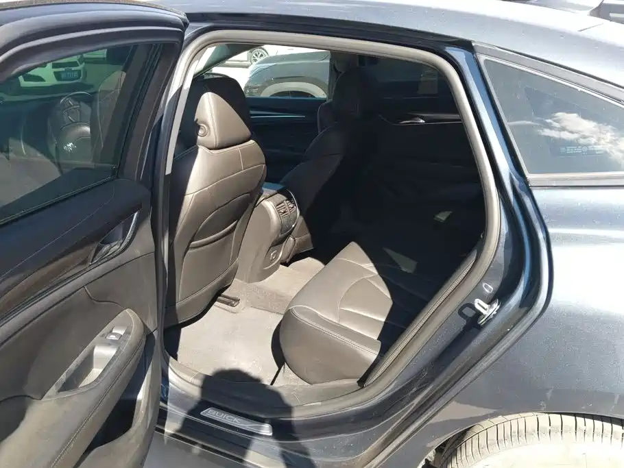 Buick LaCrosse — миниатюра 11