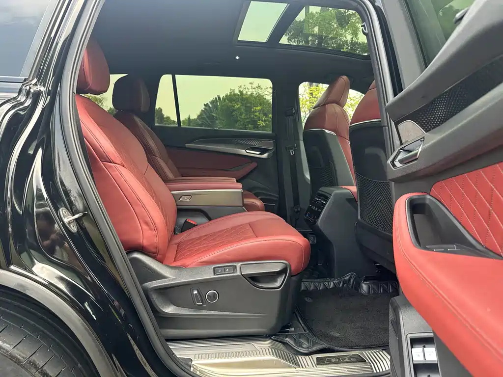 Audi Q6 — миниатюра 15