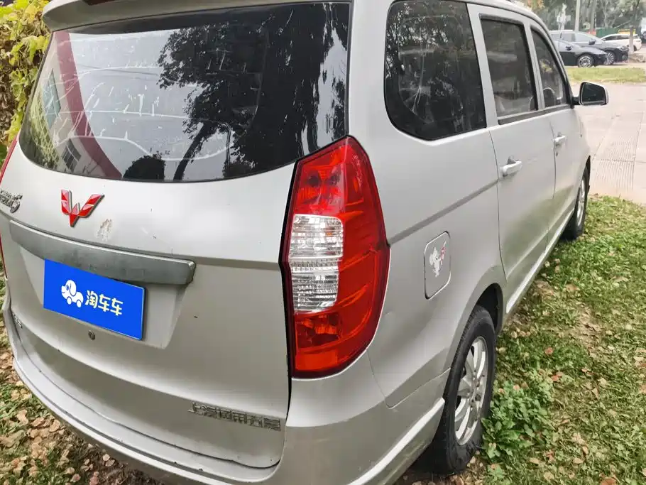 Wuling Hongguang — миниатюра 3