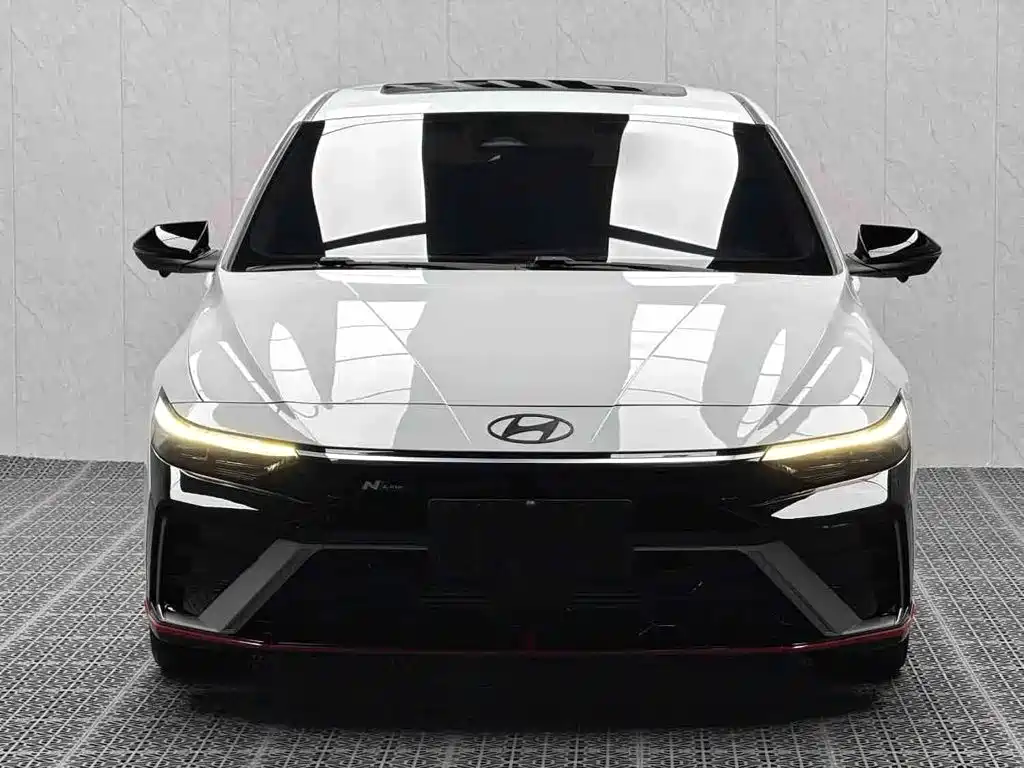 Hyundai Elantra — миниатюра 2