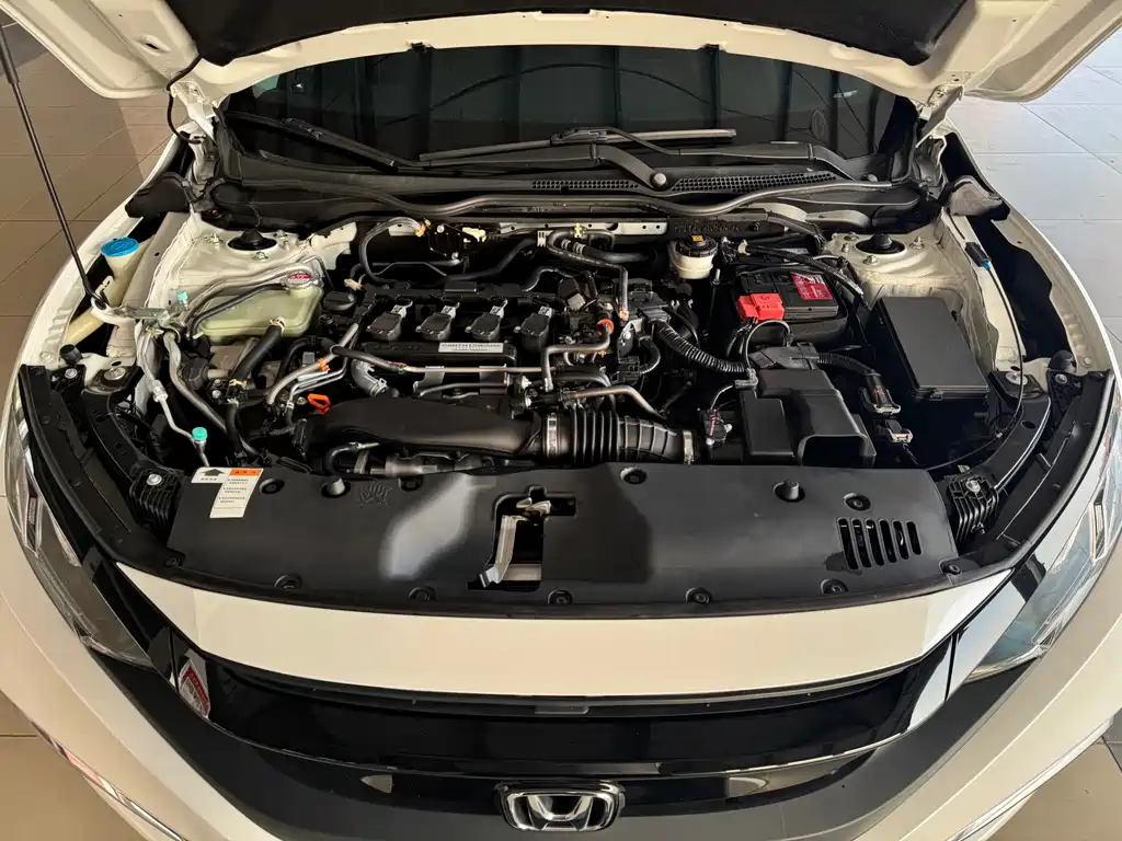 Honda Civic — миниатюра 9