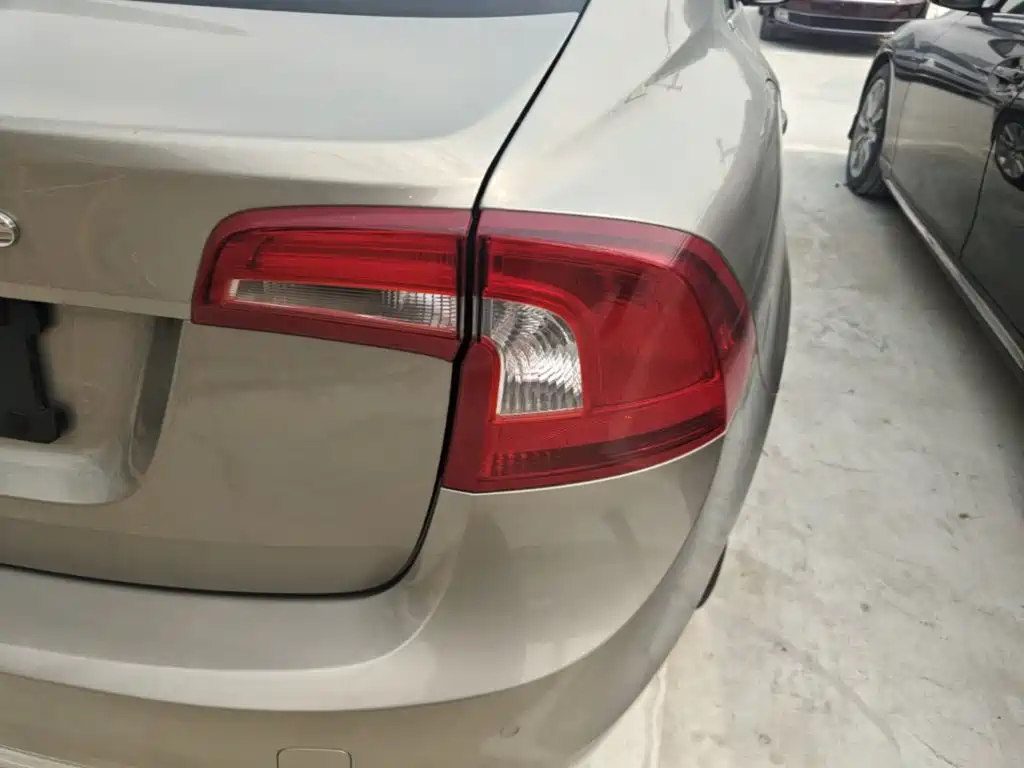 Volvo S60 — миниатюра 8