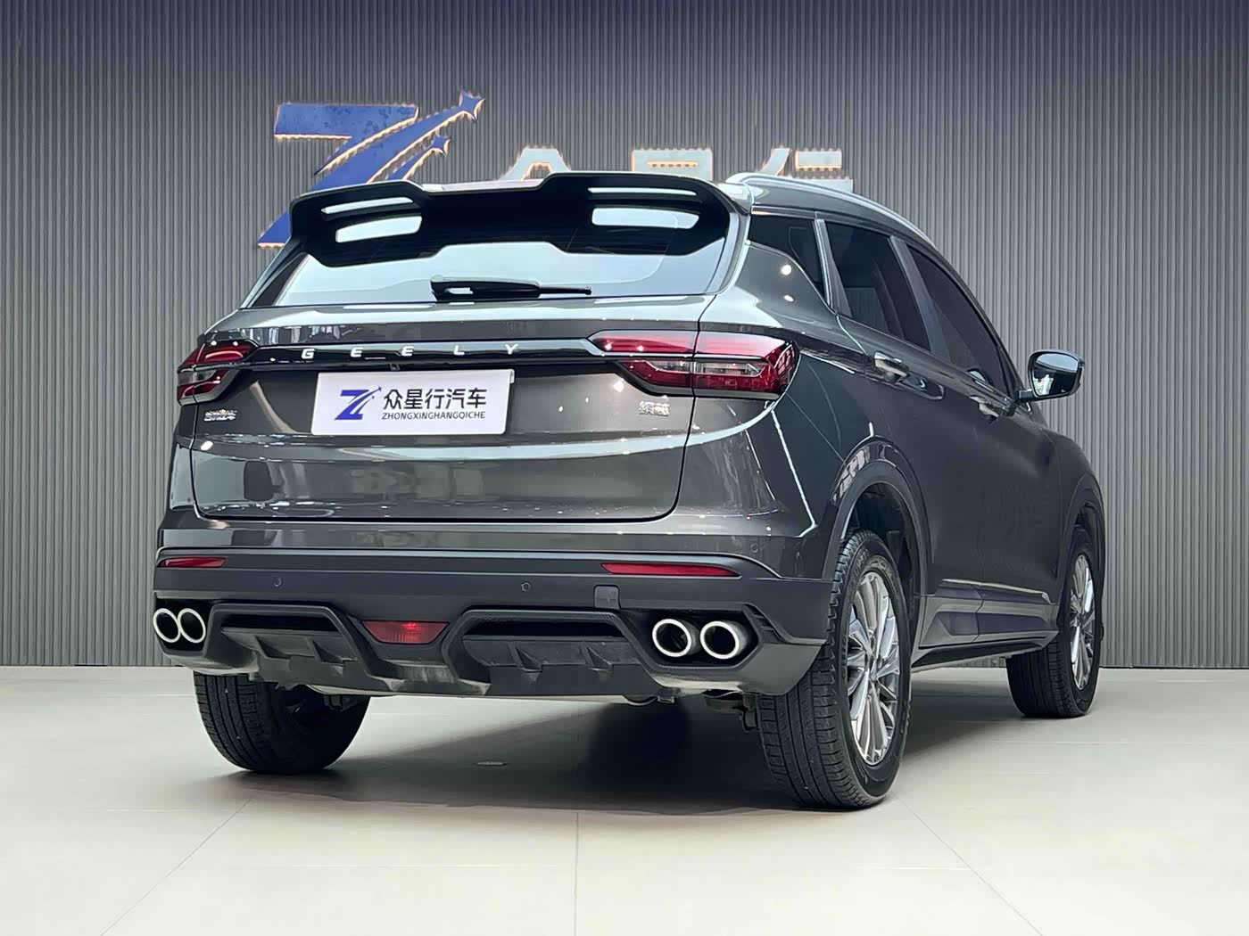 Geely Binyue 1.4 л 2022 г. Серебристо-серый, пробег 19500 км