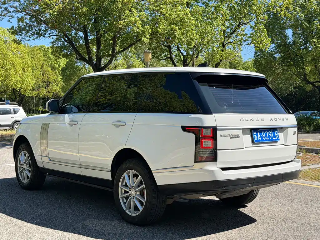Land Rover Range Rover — миниатюра 21