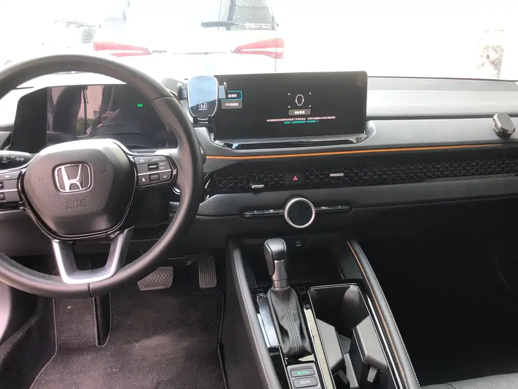 Honda Accord — миниатюра 6