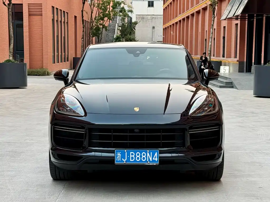 Porsche Cayenne — миниатюра 2