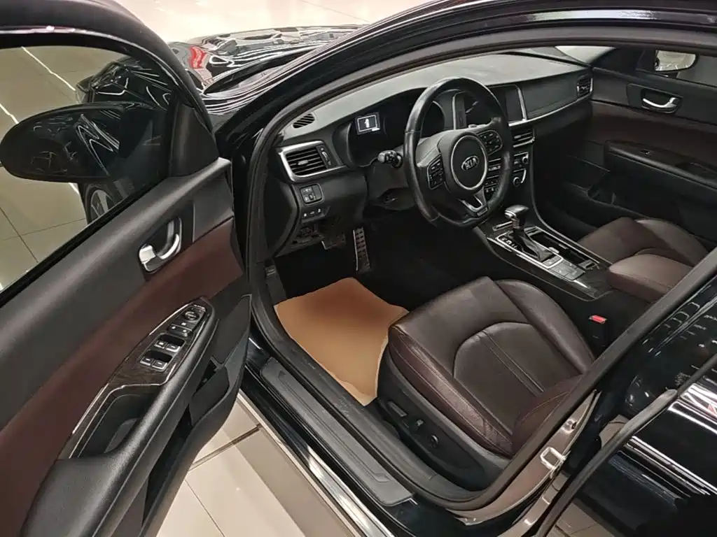 Kia K5 — миниатюра 16