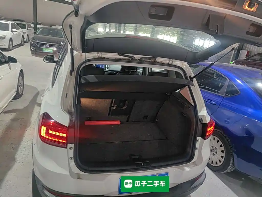 Volkswagen Tiguan — миниатюра 21