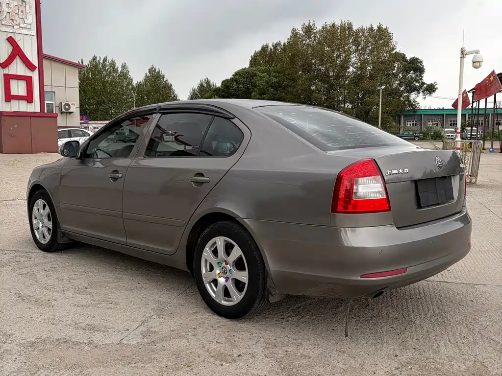 Skoda Octavia — миниатюра 9