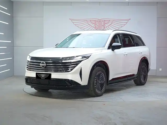 nissan exploring-the-land