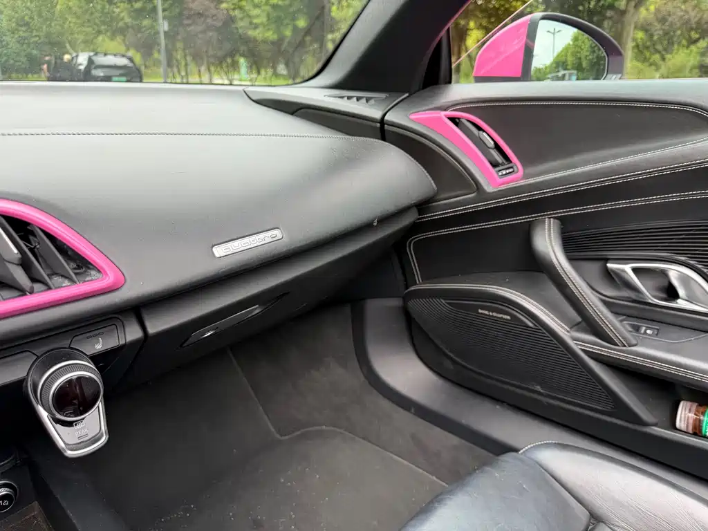 Audi R8 — миниатюра 9