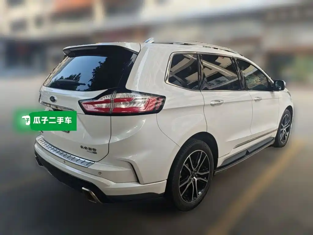 Ford Edge — миниатюра 4