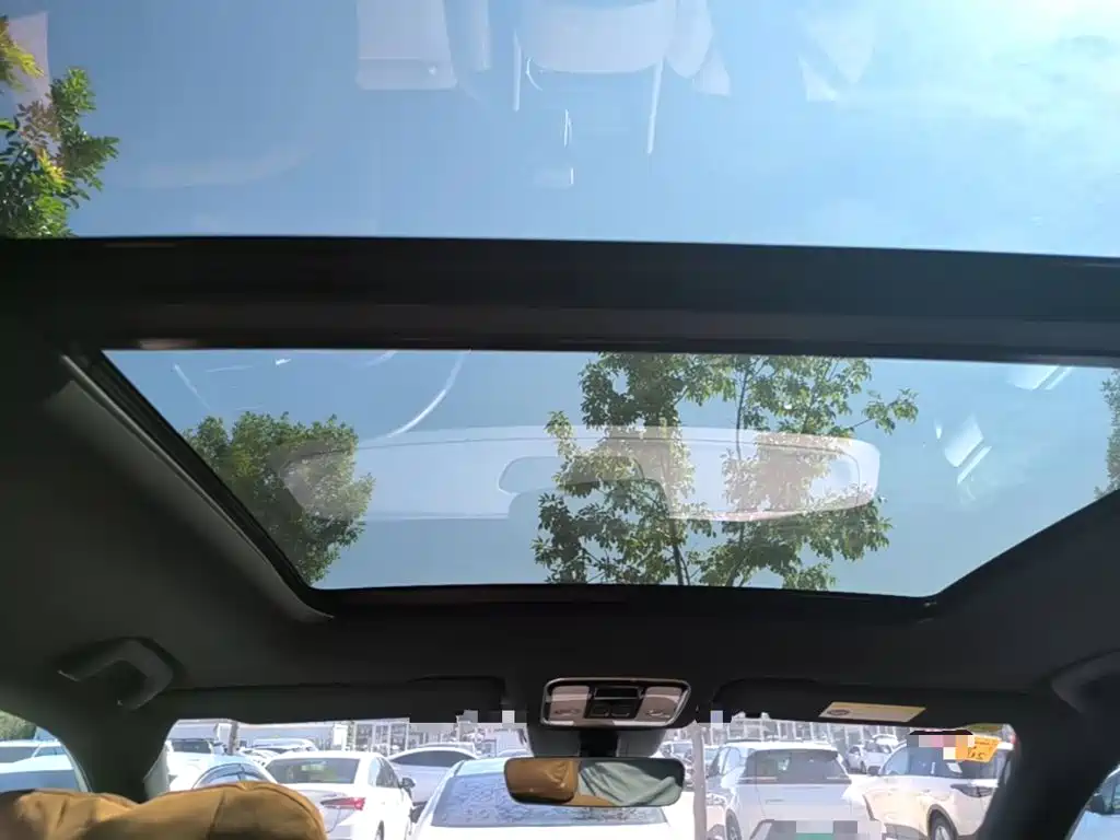 Li Auto Li ONE — миниатюра 18