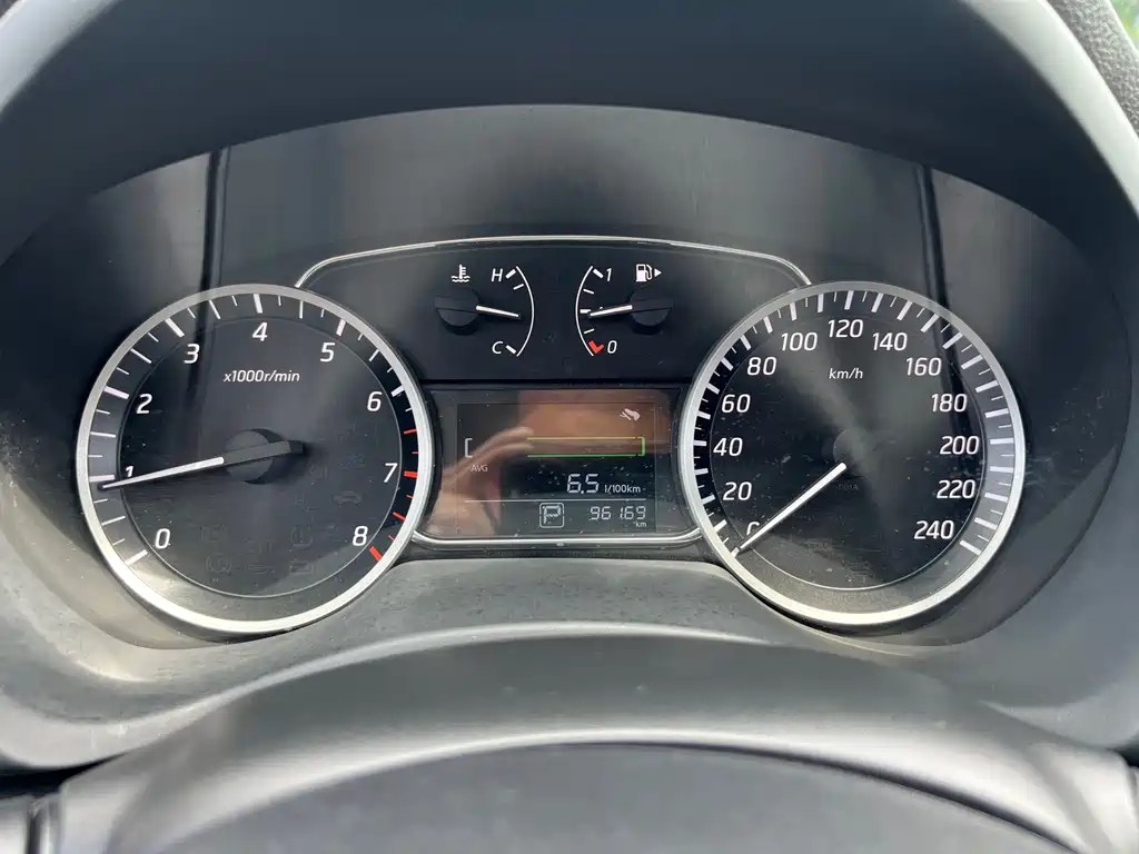 Nissan Sylphy — миниатюра 12