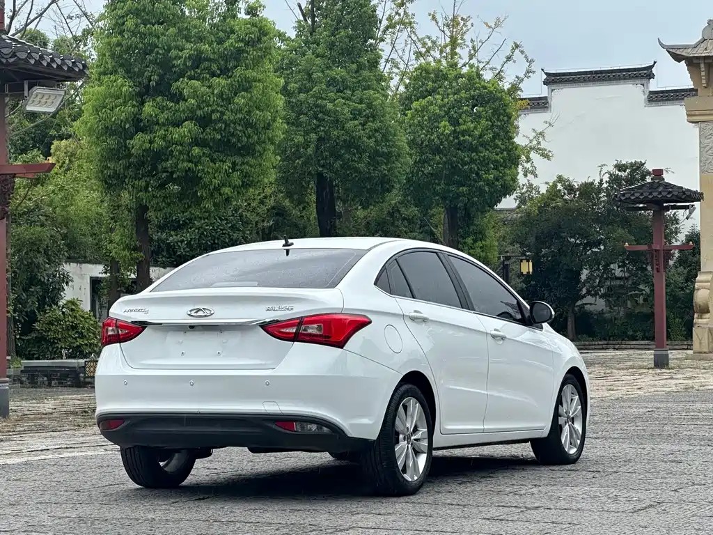 Chery Arrizo 5 — миниатюра 4