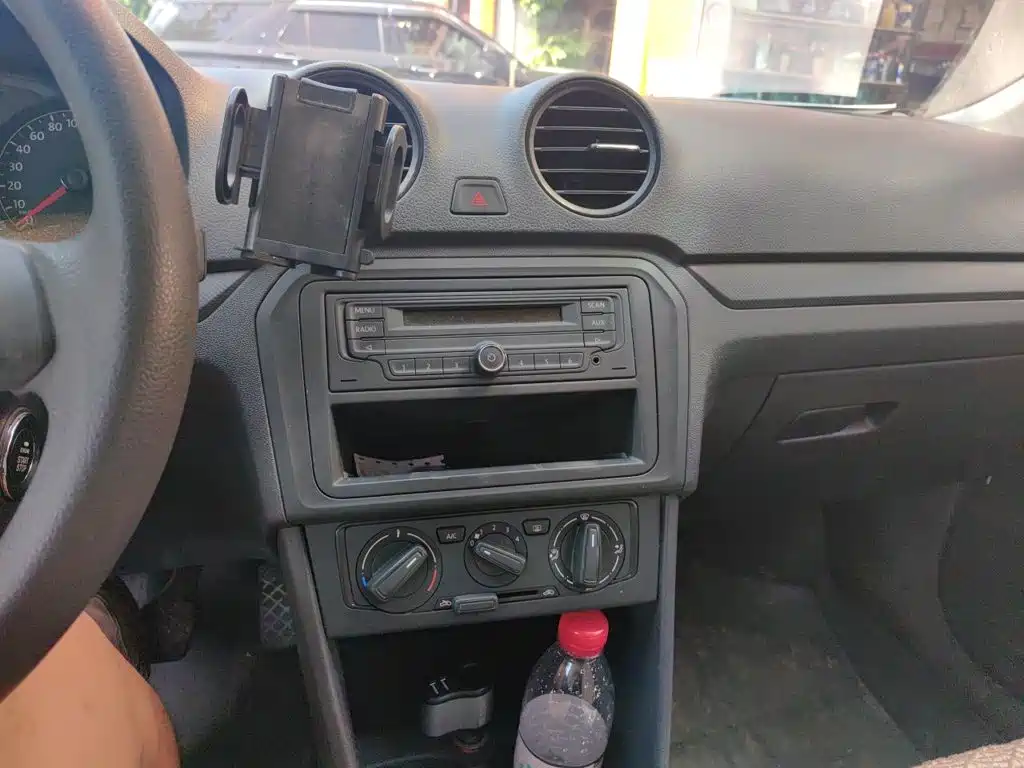 Volkswagen Jetta — миниатюра 9