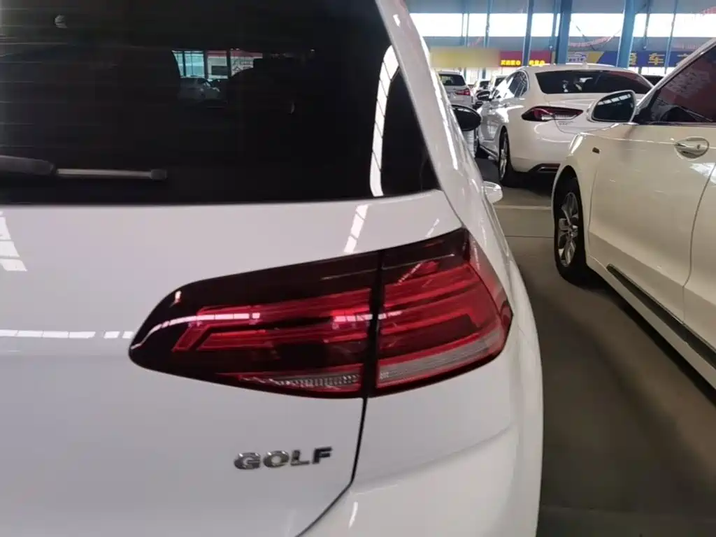 Volkswagen Golf — миниатюра 8