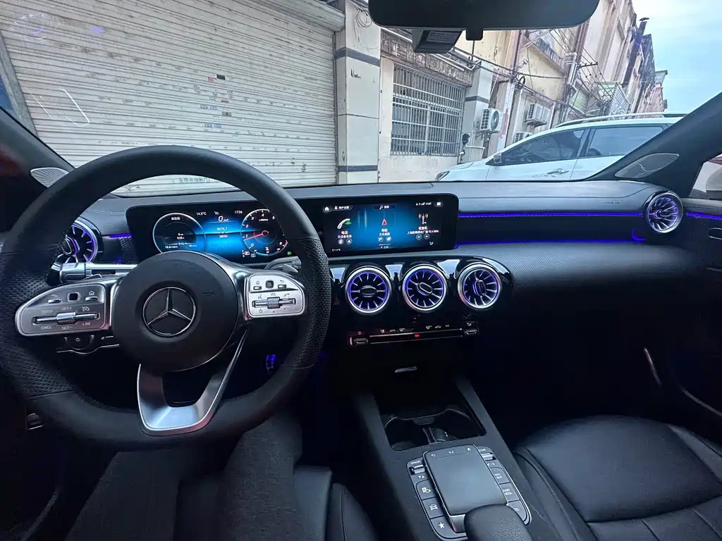 Mercedes-Benz A-Class A 2022 A 200 L Sport Fashion