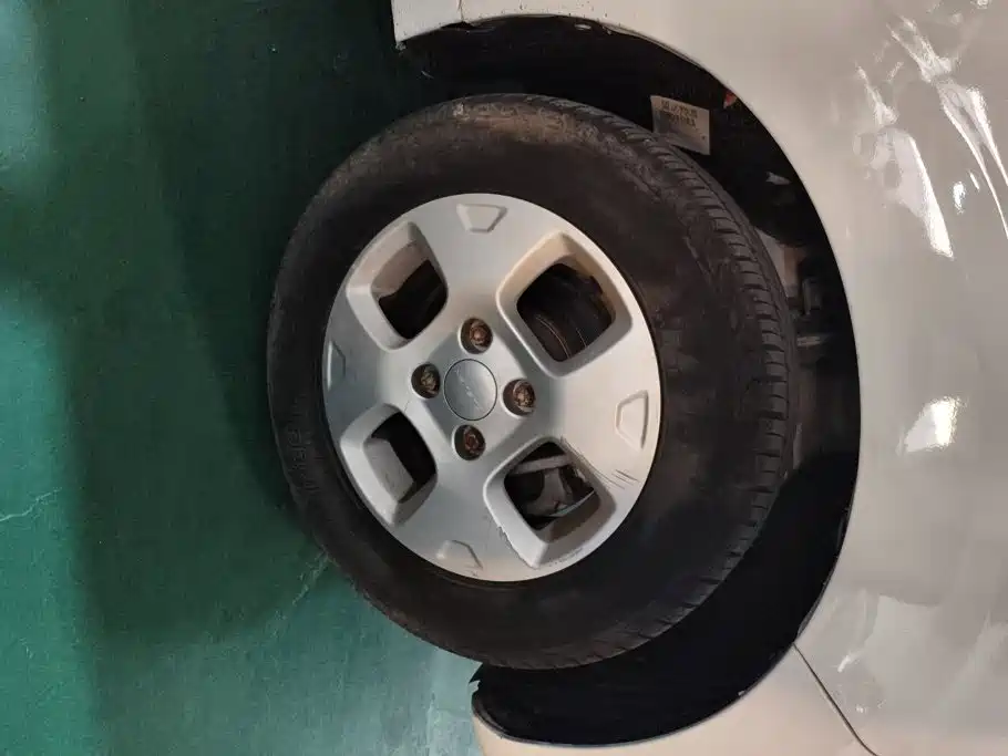 Roewe Clever — миниатюра 6
