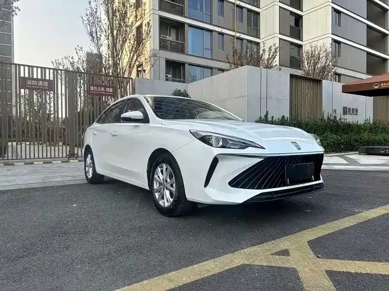 Roewe i5 — миниатюра 3