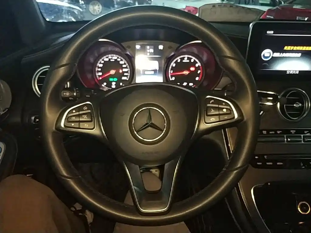 Mercedes-Benz GLC — миниатюра 11