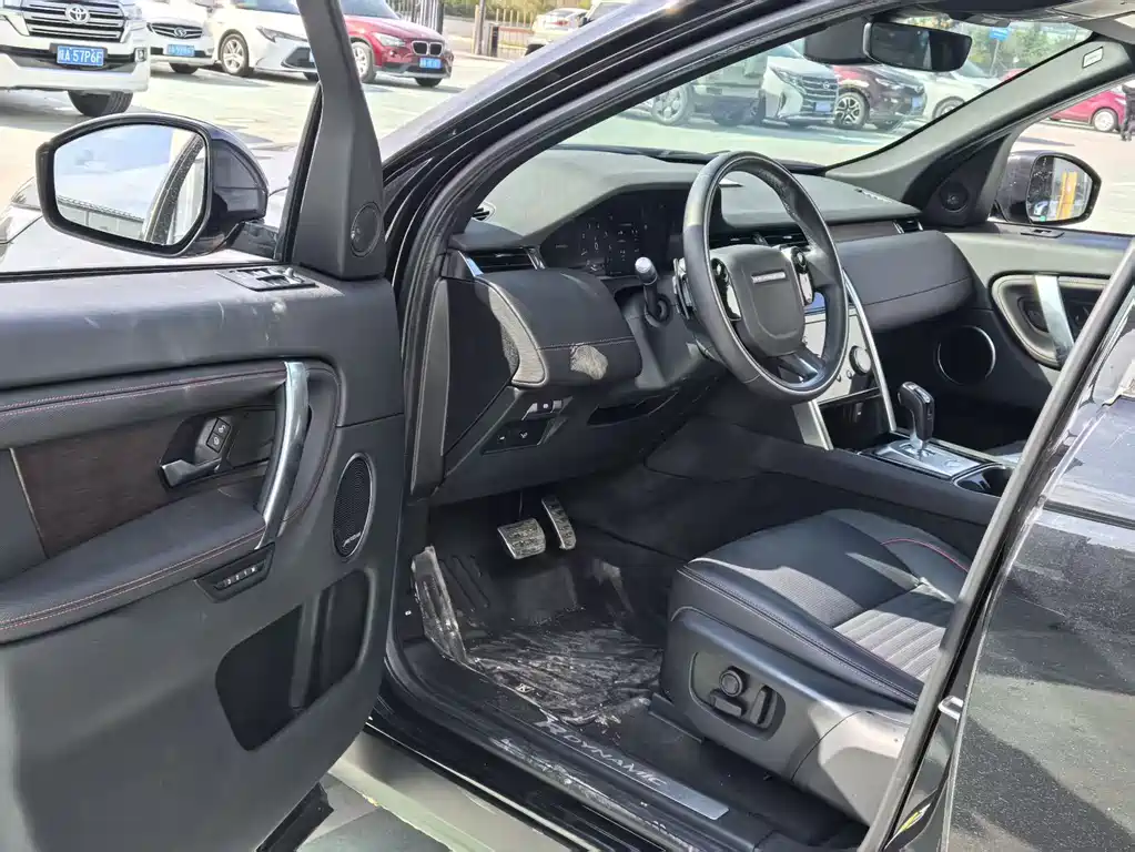 Land Rover Discovery Sport — миниатюра 3