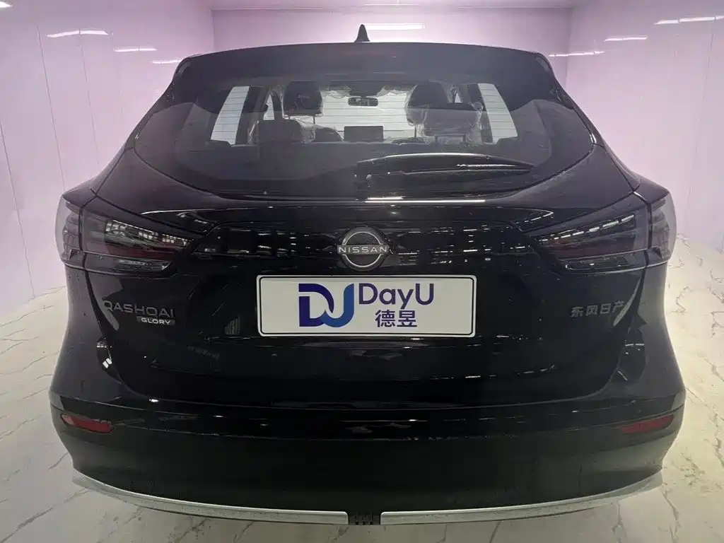 Nissan Qashqai — миниатюра 7